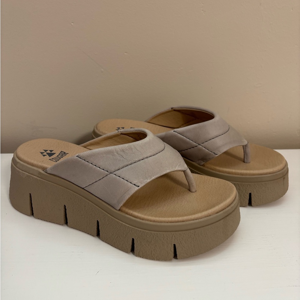 Cougar Taupe Platform Wedge Thong Sandals